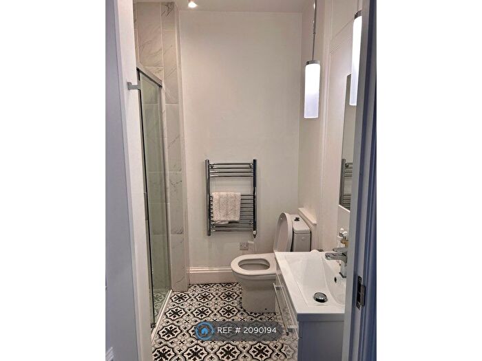 1 Bedroom Flat To Rent In Eastgate Row North, Chester, CH1