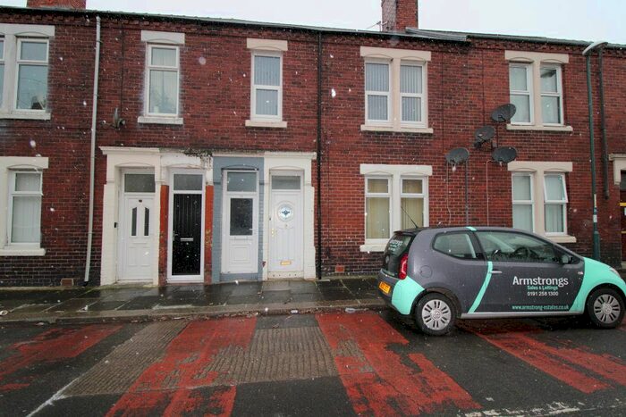 3 Bedroom Flat To Rent In Revesby Street, South Shields NE33