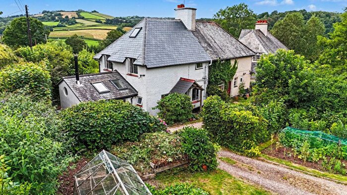3 Bedroom Semi Detached House For Sale In Cove, Tiverton, EX16