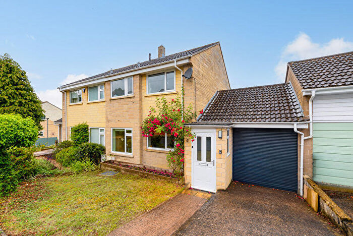 3 Bedroom Semi-Detached House For Sale In Bradford On Avon, BA15
