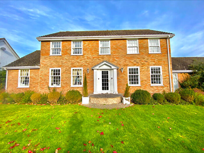 5 Bedroom Detached House To Rent In Harefield, Long Melford, CO10