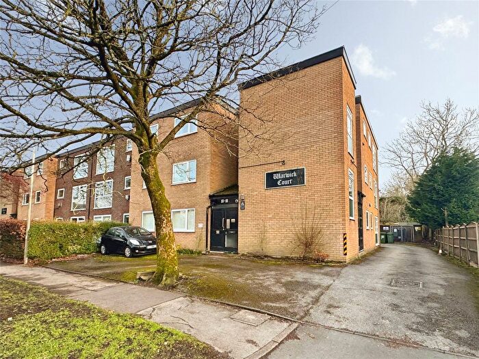 2 Bedroom Flat To Rent In Warwick Court, Warwick Road, Stockport, Greater Manchester, SK4