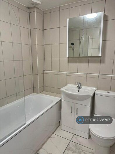 2 Bedroom Flat To Rent In Stanstead Road, London, SE23