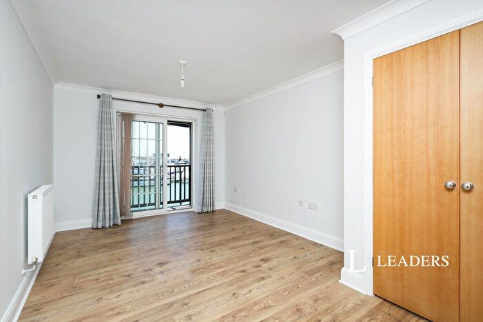 2 Bedroom Apartment To Rent In South Sovereign Harbour, BN23