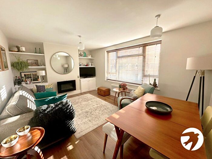 1 Bedroom Flat For Sale In Mount Pleasant Road, London, SE13
