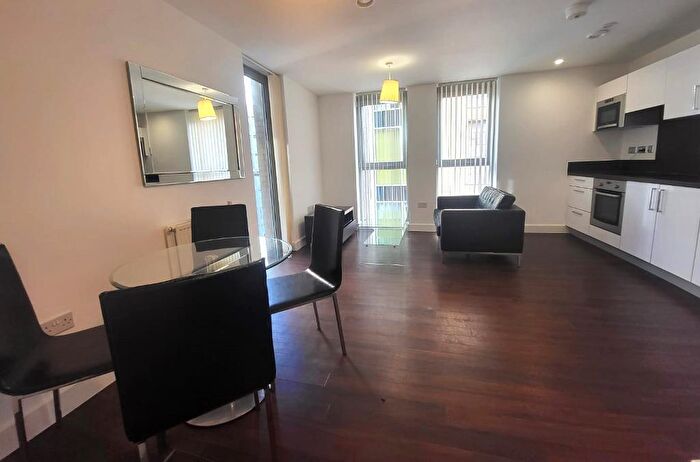 1 Bedroom Flat To Rent In Da Vinci Torre, Renaissance, Loampitt Vale, Lewisham, SE13