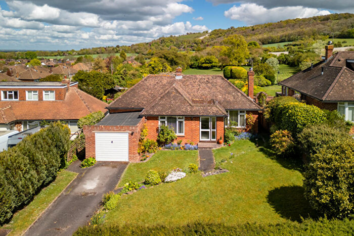 3 Bedroom Bungalow For Sale In New Road, Princes Risborough, Buckinghamshire, HP27