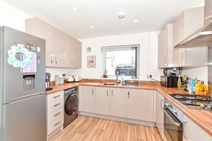 1 Bedroom Flat For Sale In Drovers House, Drovers Lane, West Broyle, Chichester, West Sussex, PO19