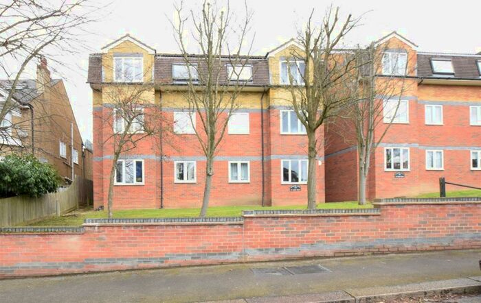 Studio To Rent In Park Road, New Barnet, EN4