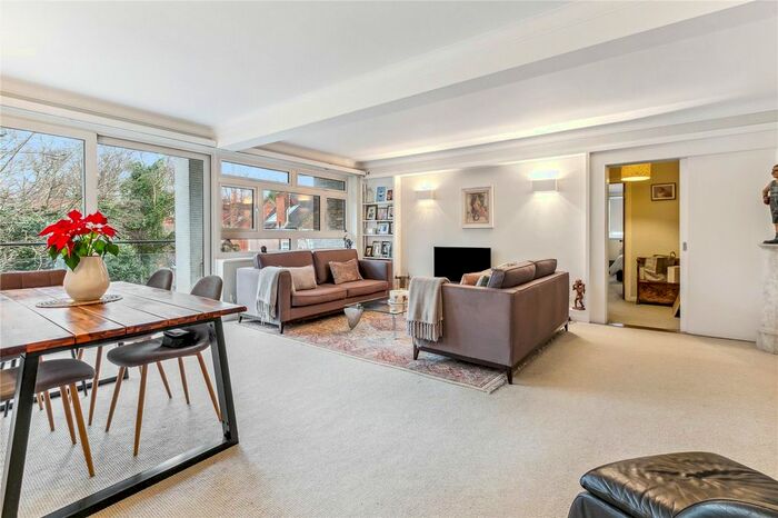 2 Bedroom Flat To Rent In Monckton Court, Strangways Terrace, London, W14