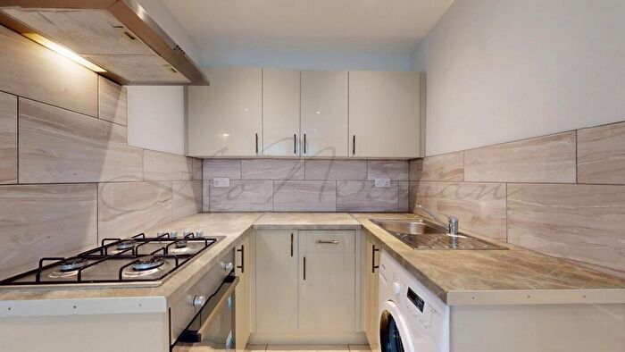 2 Bedroom Flat To Rent In Penfold Place, Lisson Grove, NW1