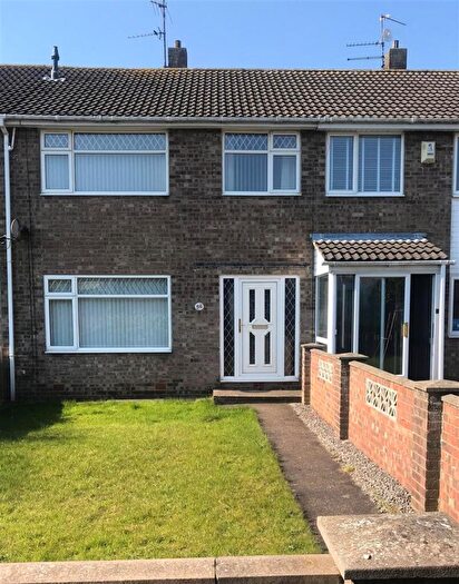 3 Bedroom House To Rent In Newtondale, Hull, HU7