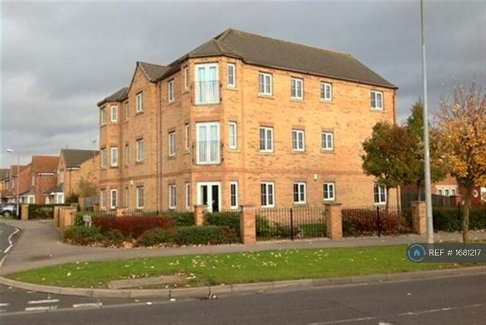 2 Bedroom Flat To Rent In Chandlers Court, Hull, HU9