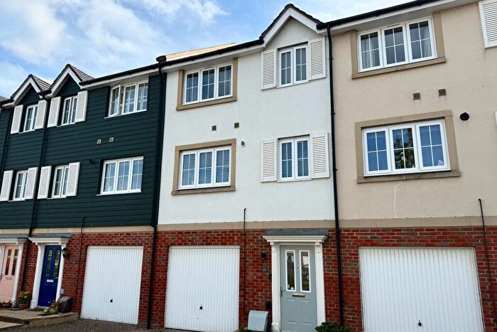 3 Bedroom Town House For Sale In Maud Avenue, Titchfield Common, PO14