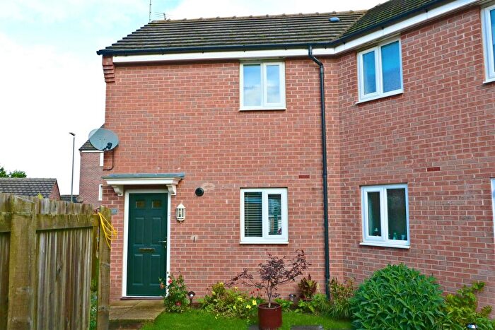 2 Bedroom Maisonette To Rent In Wylam Close, Clay Cross, Chesterfield, Derbyshire, S45