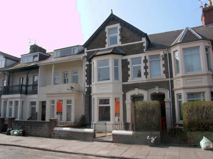 2 Bedroom Apartment To Rent In Kingsland Road, Canton, Cardiff, CF5