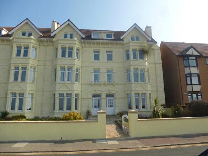 3 Bedroom Flat To Rent In South Parade, West Kirby, Wirral, CH48