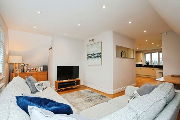 4 Bedroom Detached House For Sale In Heath Road, Maidstone, Kent, ME17