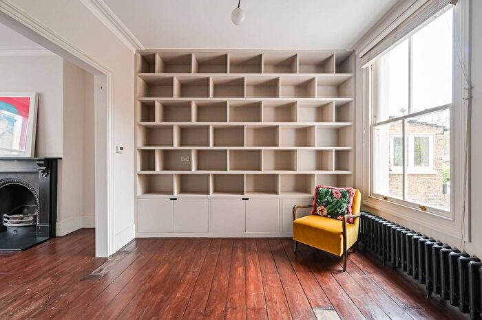 4 Bedroom Property For Sale In Ellesmere Road, Victoria Park, London, E3