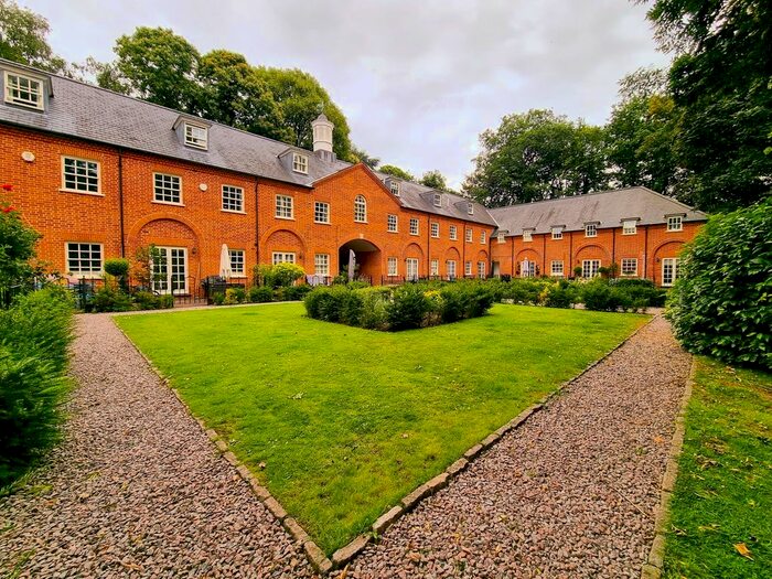 2 Bedroom Terraced House To Rent In Mulberry Close, Watford, WD17