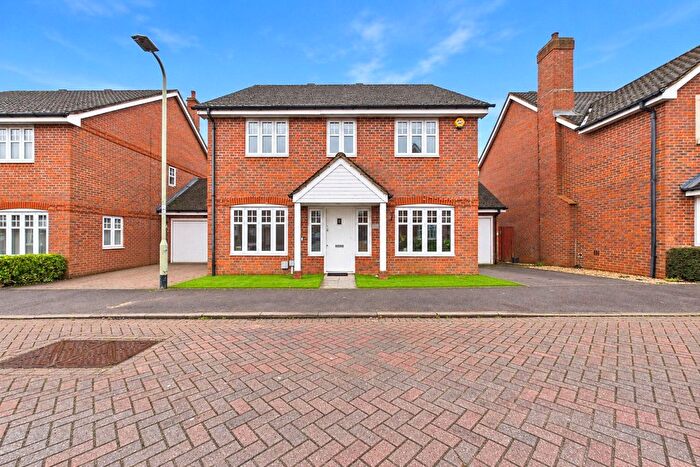 4 Bedroom Detached House To Rent In Skylark Way, Shinfield, Reading, Berkshire, RG2