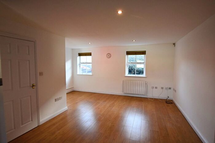 2 Bedroom Flat To Rent In Kendall Place, Medbourne, MK5