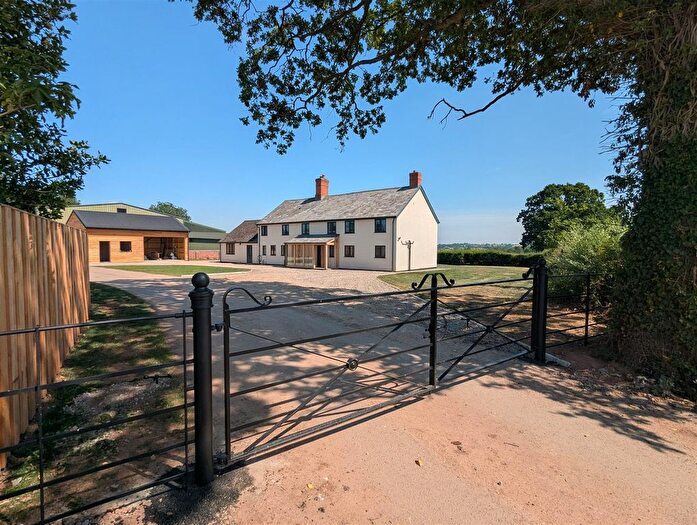6 Bedroom Detached House To Rent In Bromyard, Herefordshire, HR7