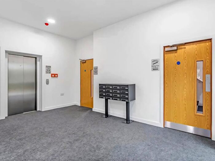 1 Bedroom Flat To Rent In Challenge Court, Leatherhead, KT22