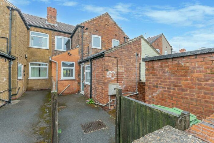 3 Bedroom Terraced House To Rent In Vale Drive, Shirebrook, Mansfield, NG20
