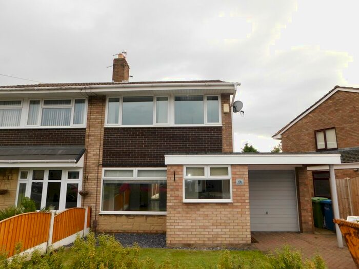 3 Bedroom Semi-Detached House To Rent In Maliston Road, Great Sankey, Warrington, WA5