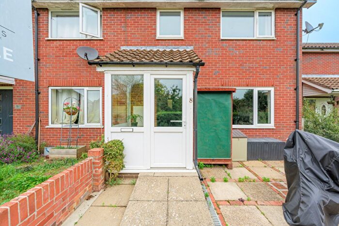 3 Bedroom Terraced House For Sale In Blenheim Crescent, Griston, IP25