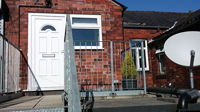 1 Bedroom Flat To Rent In Bolton Road, Bury, BL8