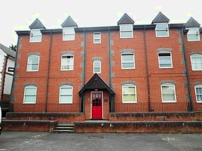 1 Bedroom Flat To Rent In Lynden Mews, Dale Road, Reading, RG2