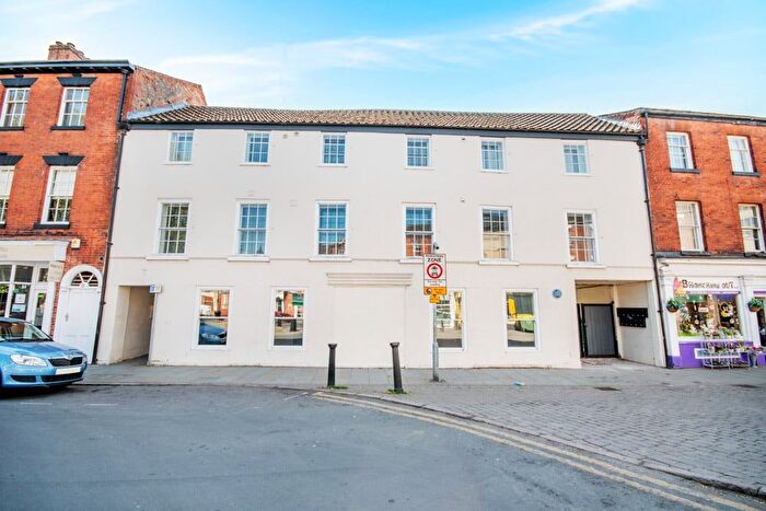 2 Bedroom Flat To Rent In Chapelgate, Retford, DN22