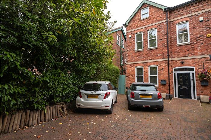 4 Bedroom End Of Terrace House For Sale In Sherbourne Road, Acocks Green, Birmingham, B27
