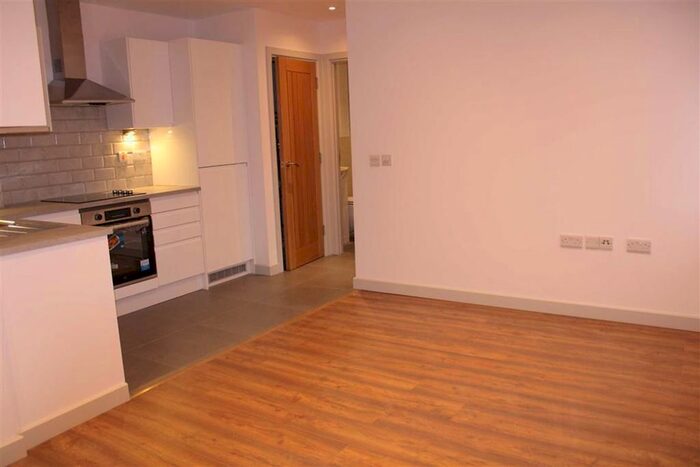 1 Bedroom Flat To Rent In St. James's Road, Dudley, DY1