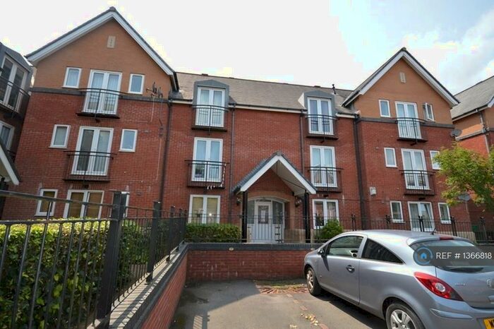 2 Bedroom Flat To Rent In Windlass Court, Cardiff, CF10
