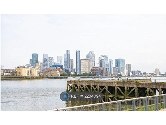 1 Bedroom Flat To Rent In Ossel Court, London, SE10