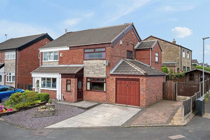 3 Bedroom Semi-Detached House For Sale In Abbots Way, Billinge, Wigan, WN5