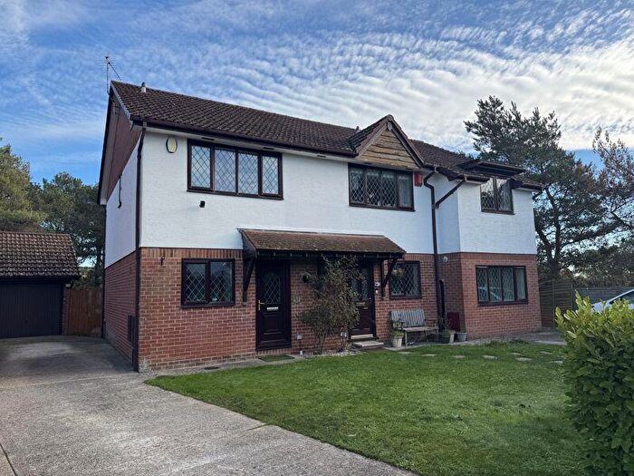 2 Bedroom Semi-Detached House For Sale In Woodlands Drive, Sandford, Wareham, BH20