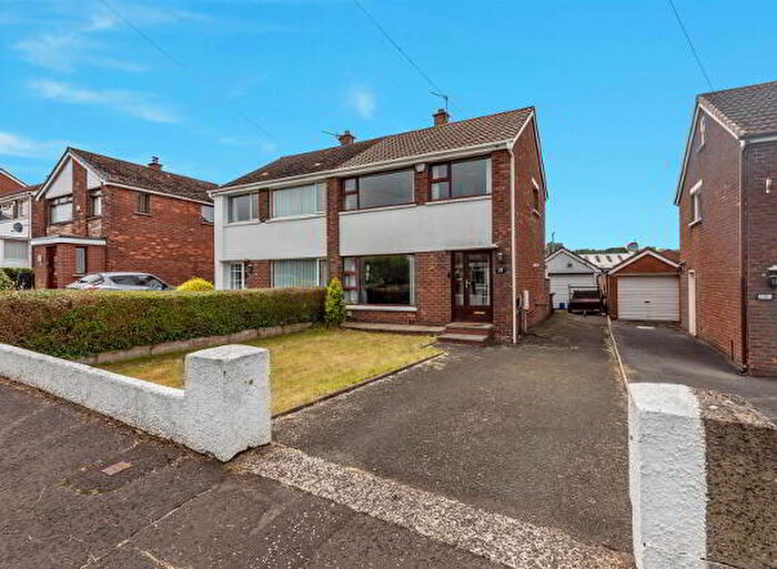 3 Bedroom Semi-Detached House For Sale In Waverley Avenue, Newtownabbey, BT36