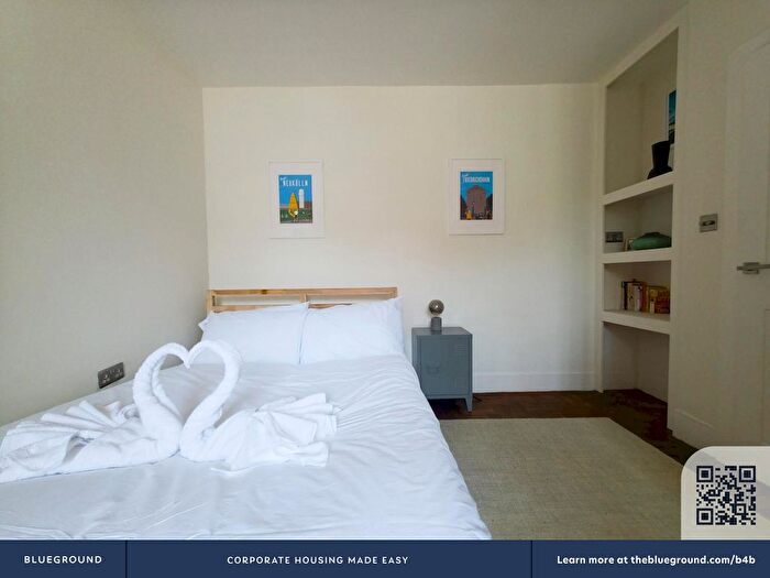 1 Bedroom Flat To Rent In Stepney Green, E1