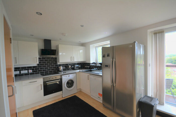 2 Bedroom Flat To Rent In Tower Lakeside Rise, Blackley, M9
