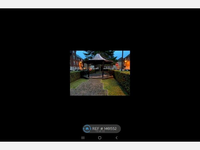 2 Bedroom Flat To Rent In Old College Road, Newbury, RG14