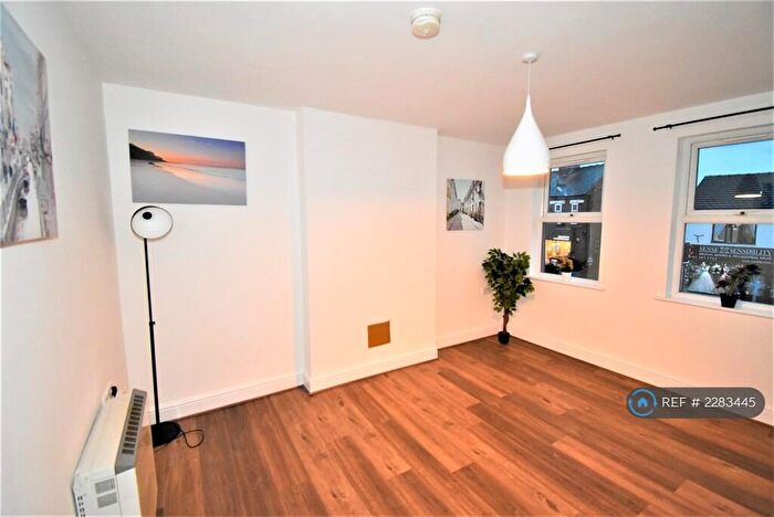 2 Bedroom Flat To Rent In Buxton Road, Stockport, SK2