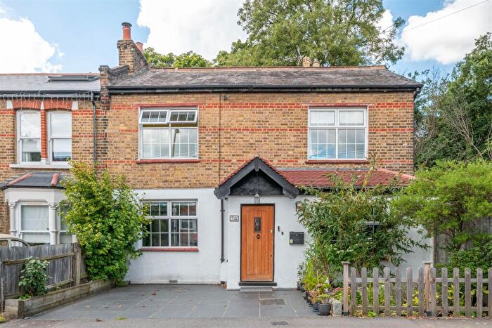 3 Bedroom House To Rent In Peel Road, South Woodford, E18