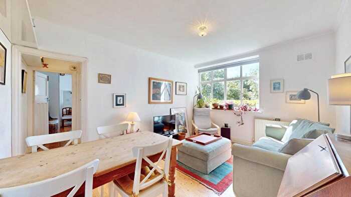 1 Bedroom Flat To Rent In Mount View Road, Stroud Green, N4