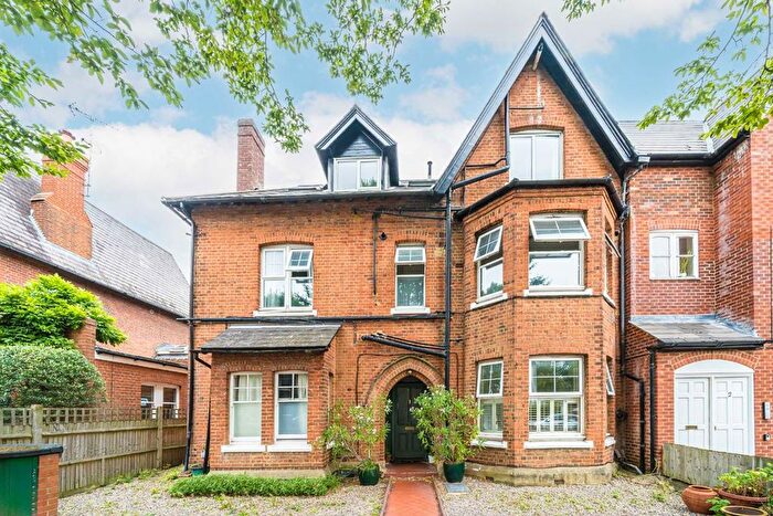 1 Bedroom Flat To Rent In Strafford Road, Twickenham, TW1