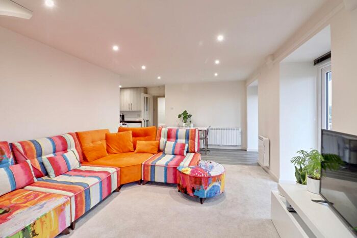 1 Bedroom Apartment To Rent In Flat St. Andrews Manor, Chapel Lane, Yeadon, Leeds, LS19