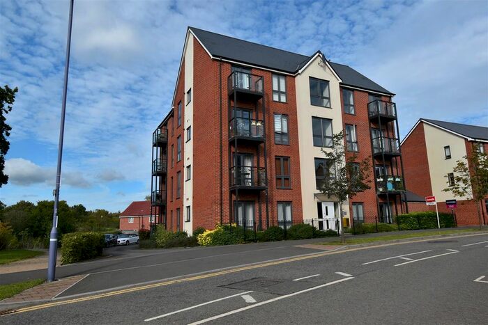 2 Bedroom Flat To Rent In Jenner Boulevard, Emersons Green, Bristol BS16